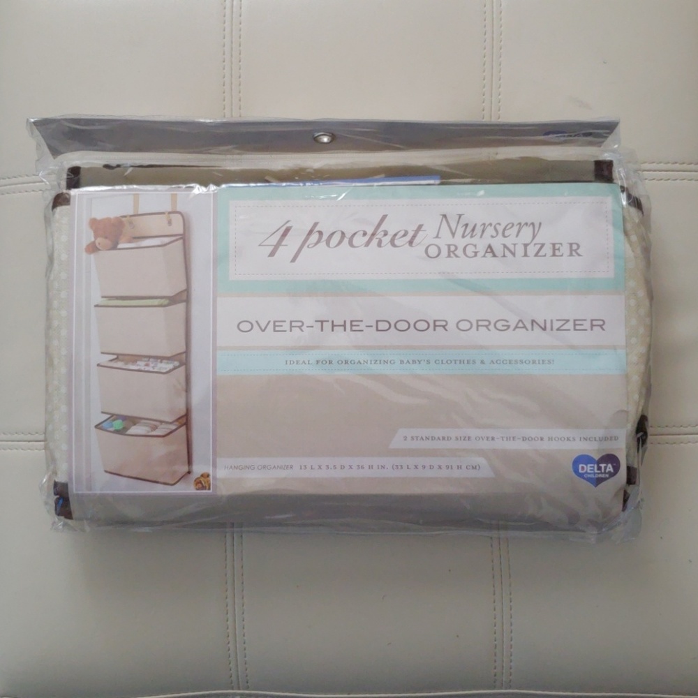 Nursery Hanging Organizer